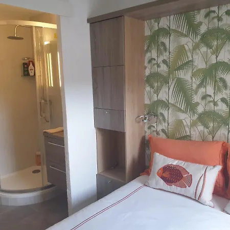 Apartment Superbe 2 Piscine Et *